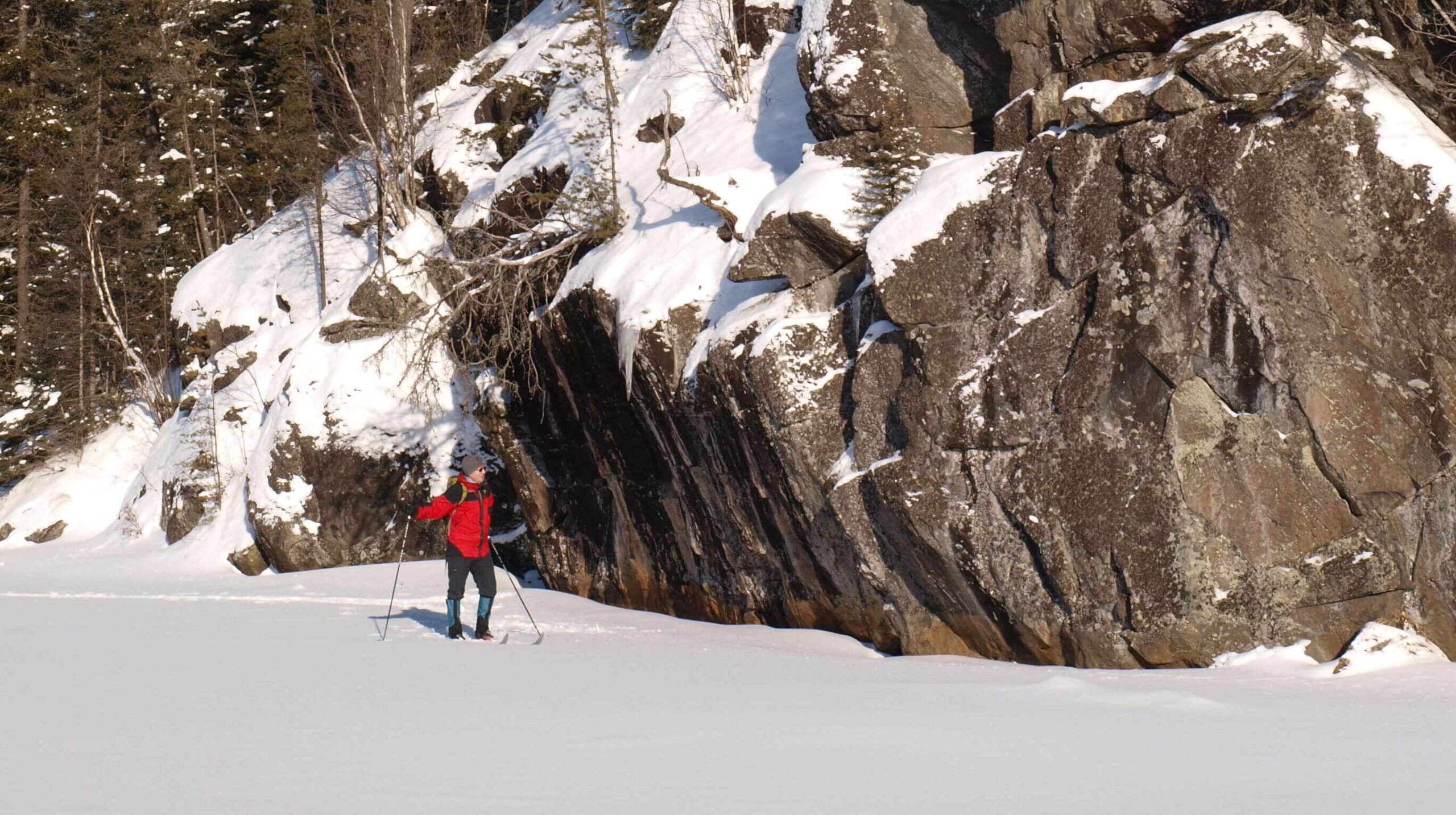 Winter skiing in northern Minnesota Skiing northern Minnesota Boundary Waters